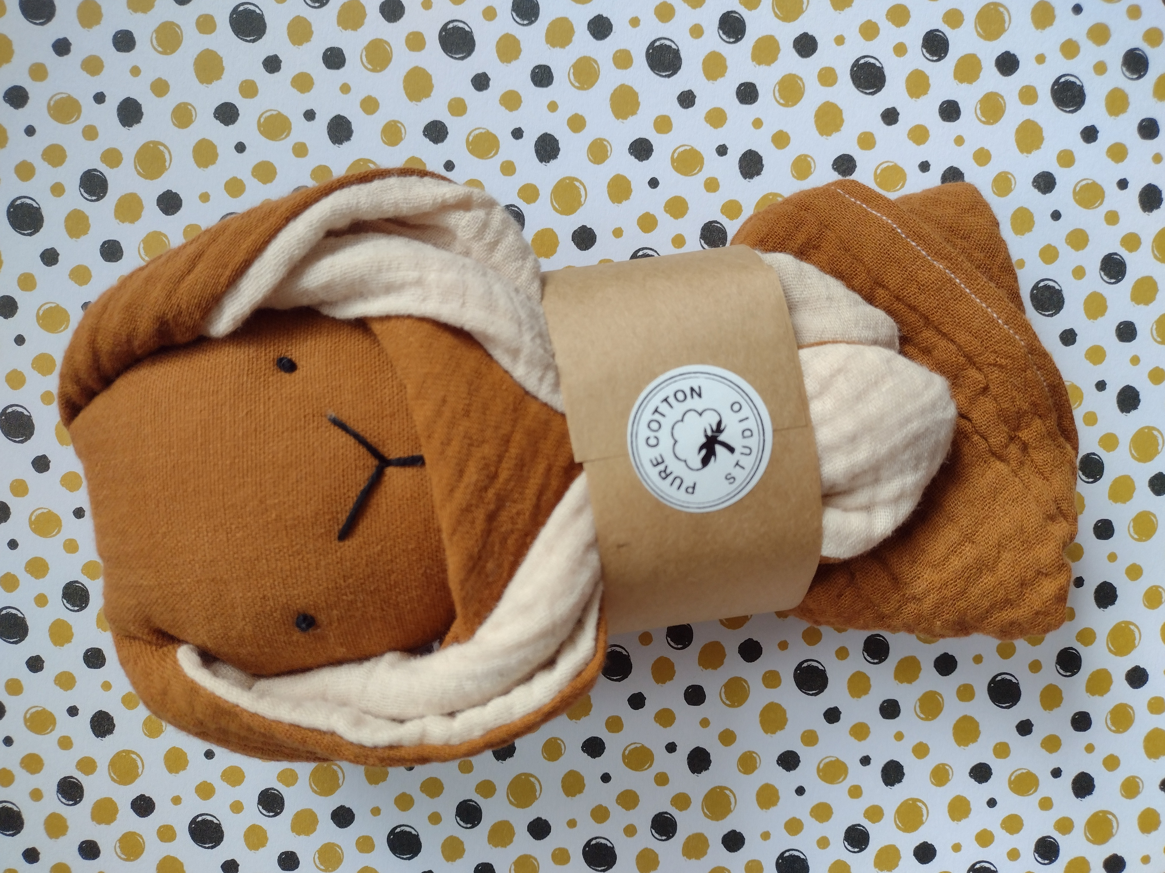 personalizowany prezent dla noworodka, przytulanka z imieniem dziecka, szmaciany króliczek z muślinu